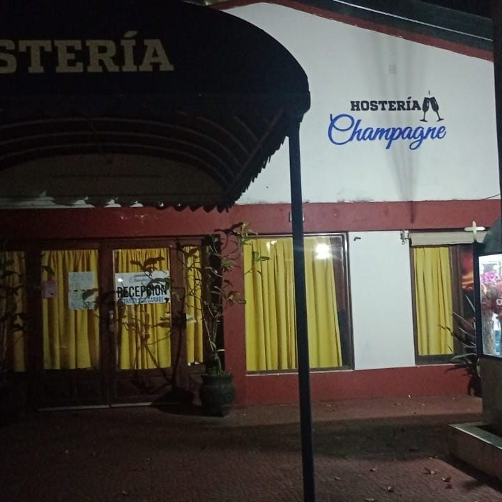 Cartel de la Hostería Champagne